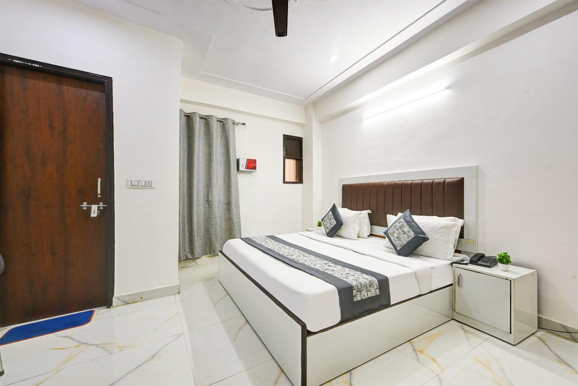 Hotel Krishna Tower Delhi  Eksteriør bilde