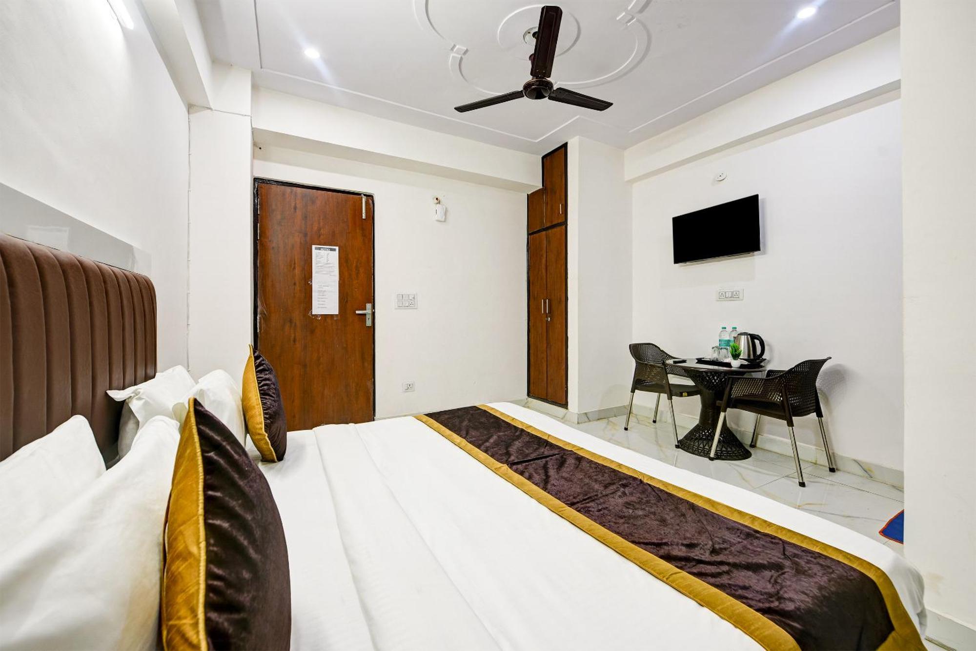 Hotel Krishna Tower Delhi  Eksteriør bilde