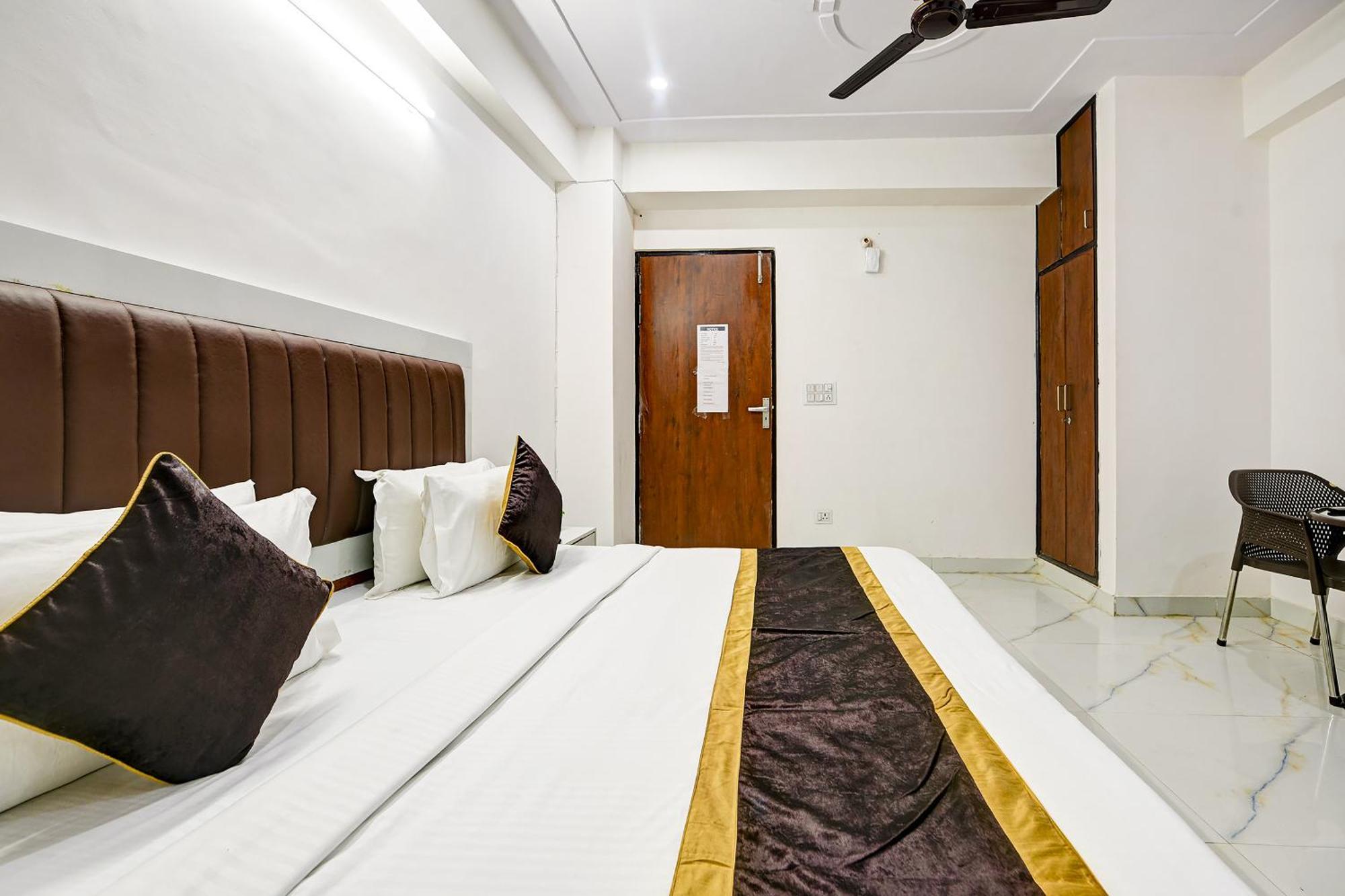 Hotel Krishna Tower Delhi  Eksteriør bilde