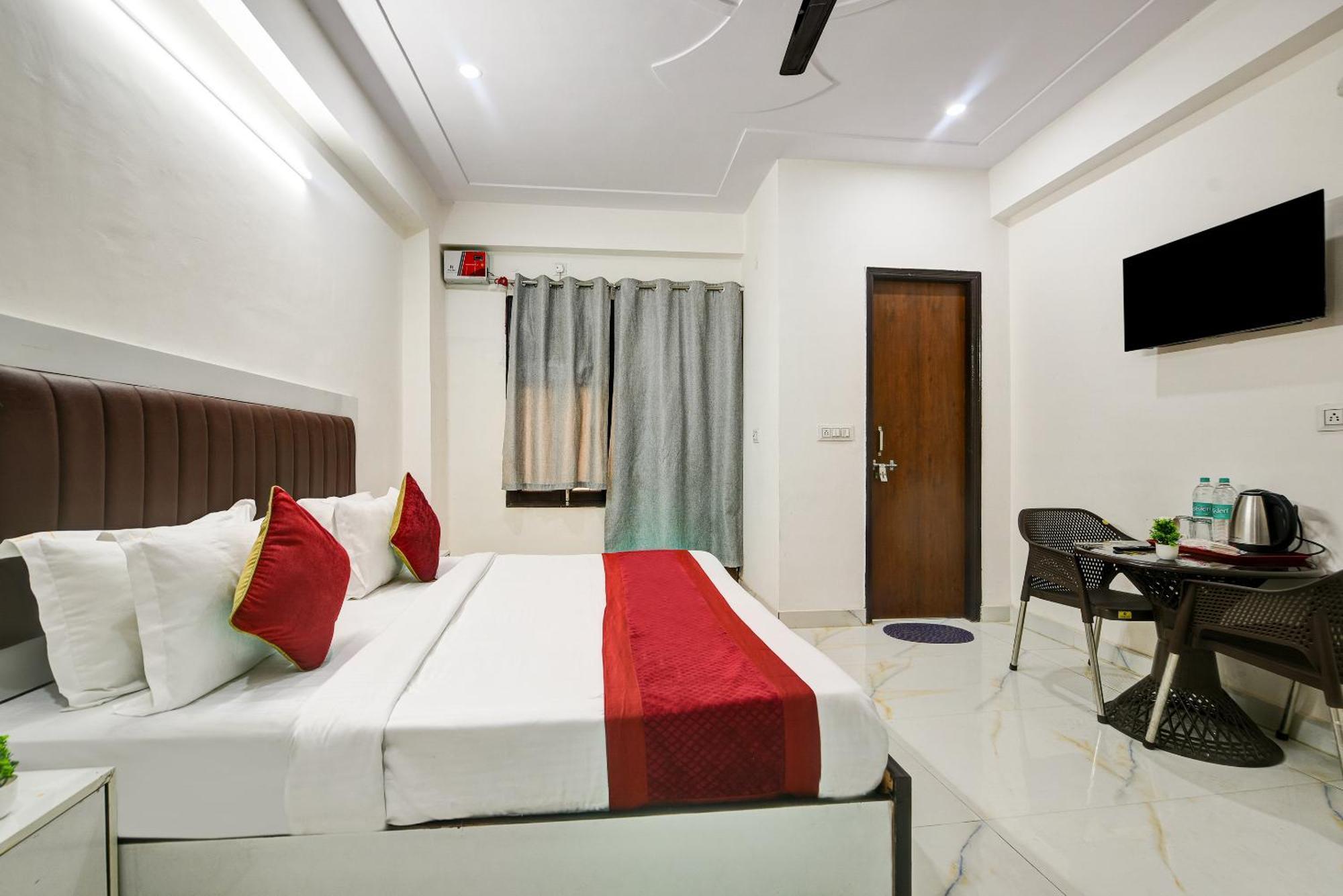 Hotel Krishna Tower Delhi  Eksteriør bilde