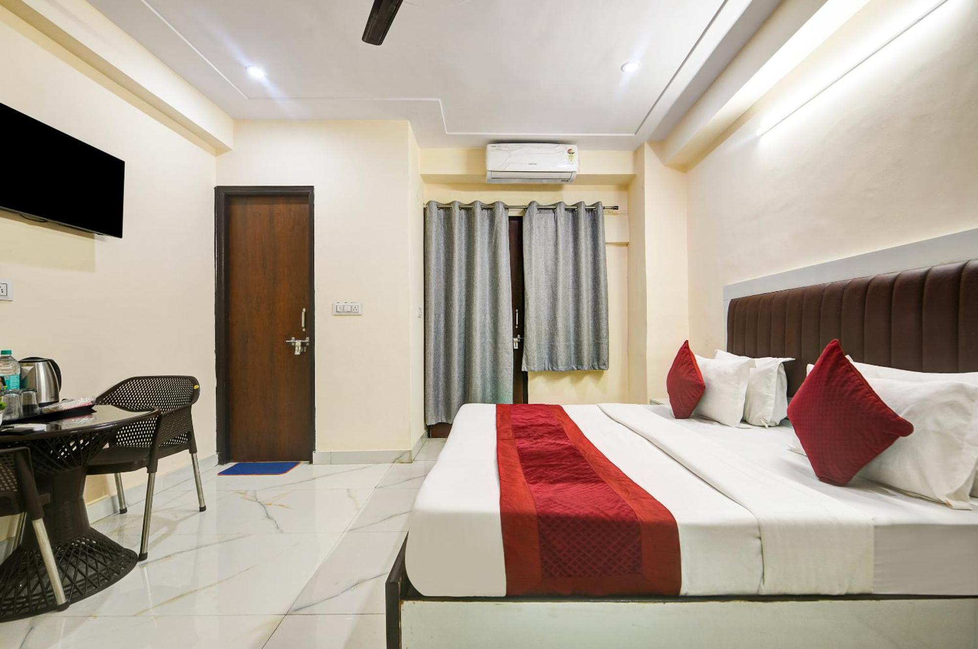 Hotel Krishna Tower Delhi  Eksteriør bilde