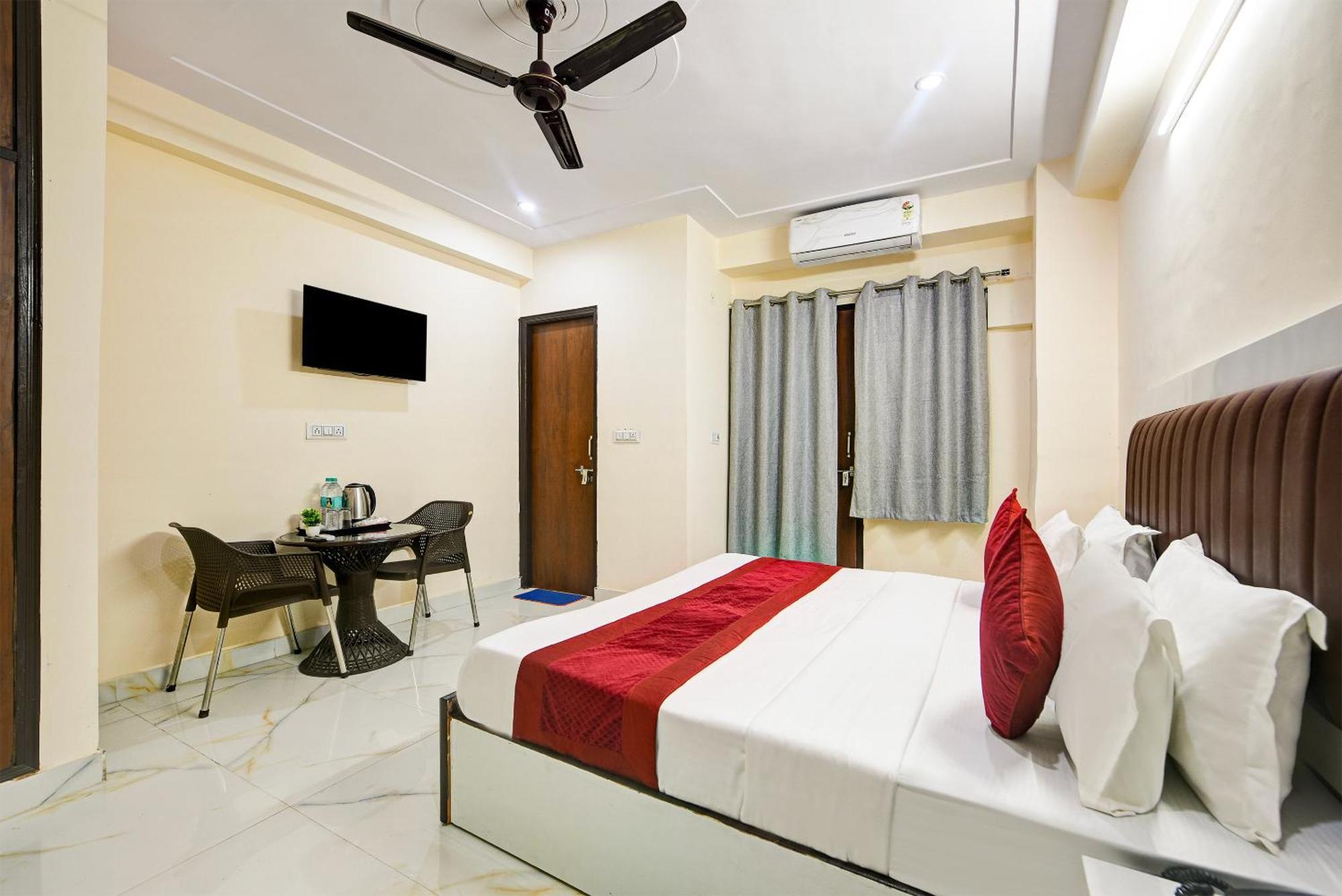Hotel Krishna Tower Delhi  Eksteriør bilde