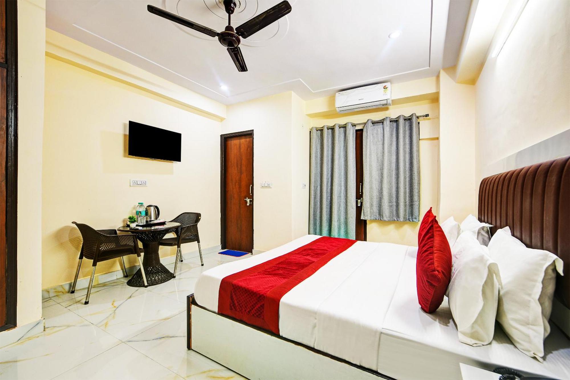 Hotel Krishna Tower Delhi  Eksteriør bilde