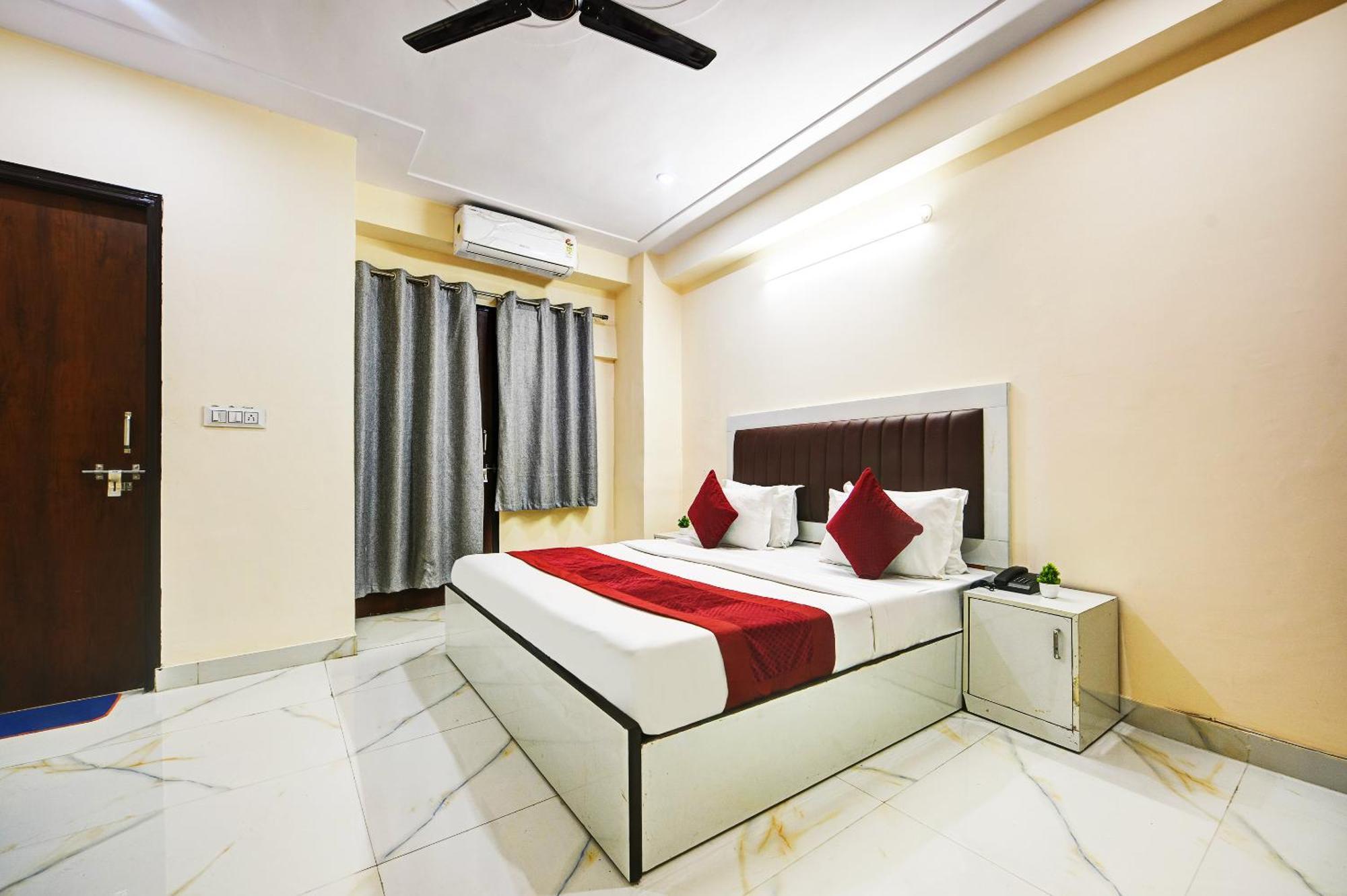 Hotel Krishna Tower Delhi  Eksteriør bilde
